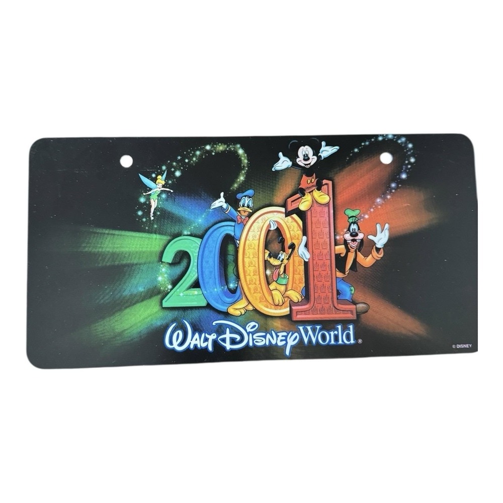 Walt Disney World‎ 2001 License Plate Tag Plastic